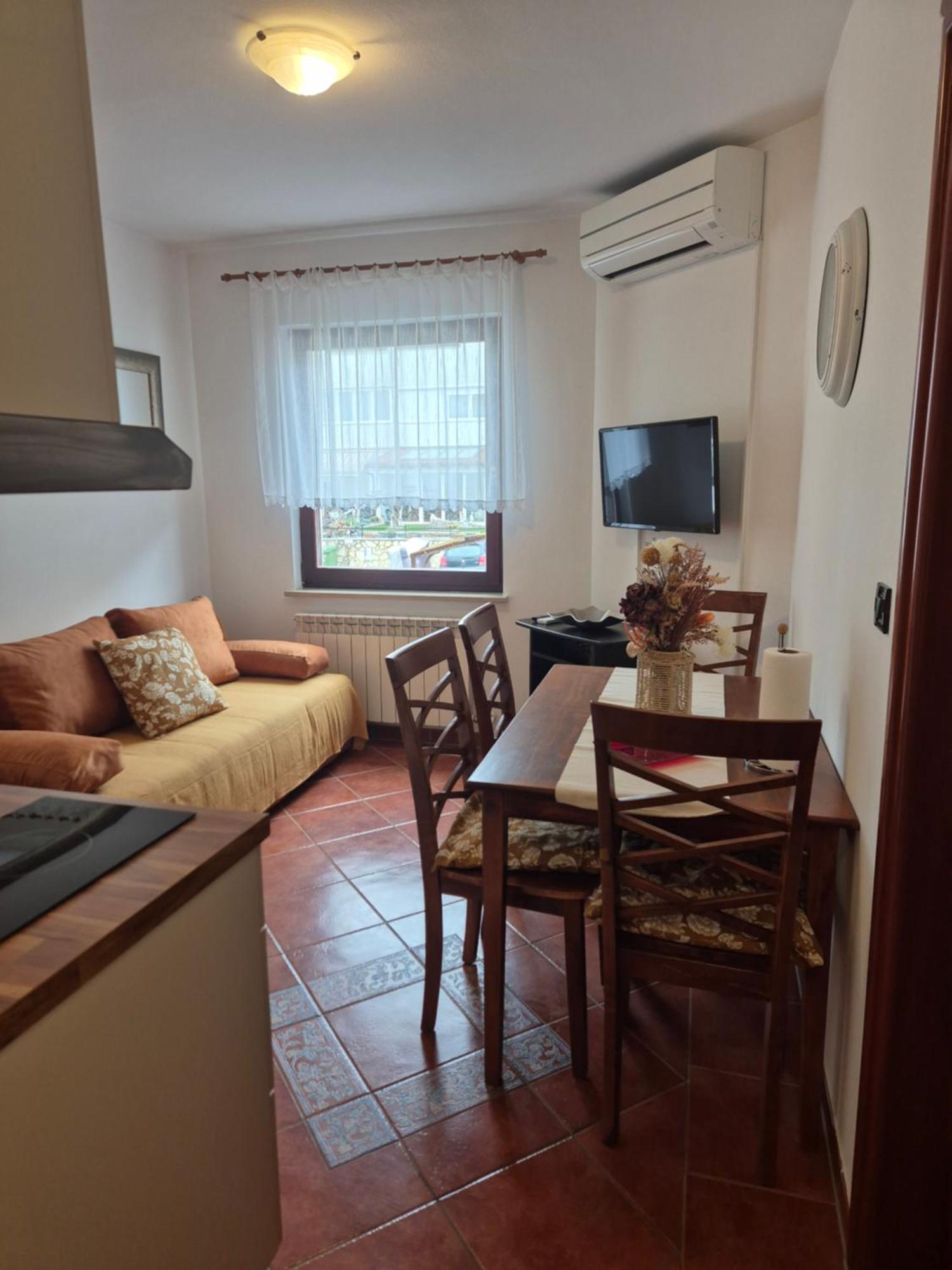 Apartments Antolovic Vrsar Ngoại thất bức ảnh