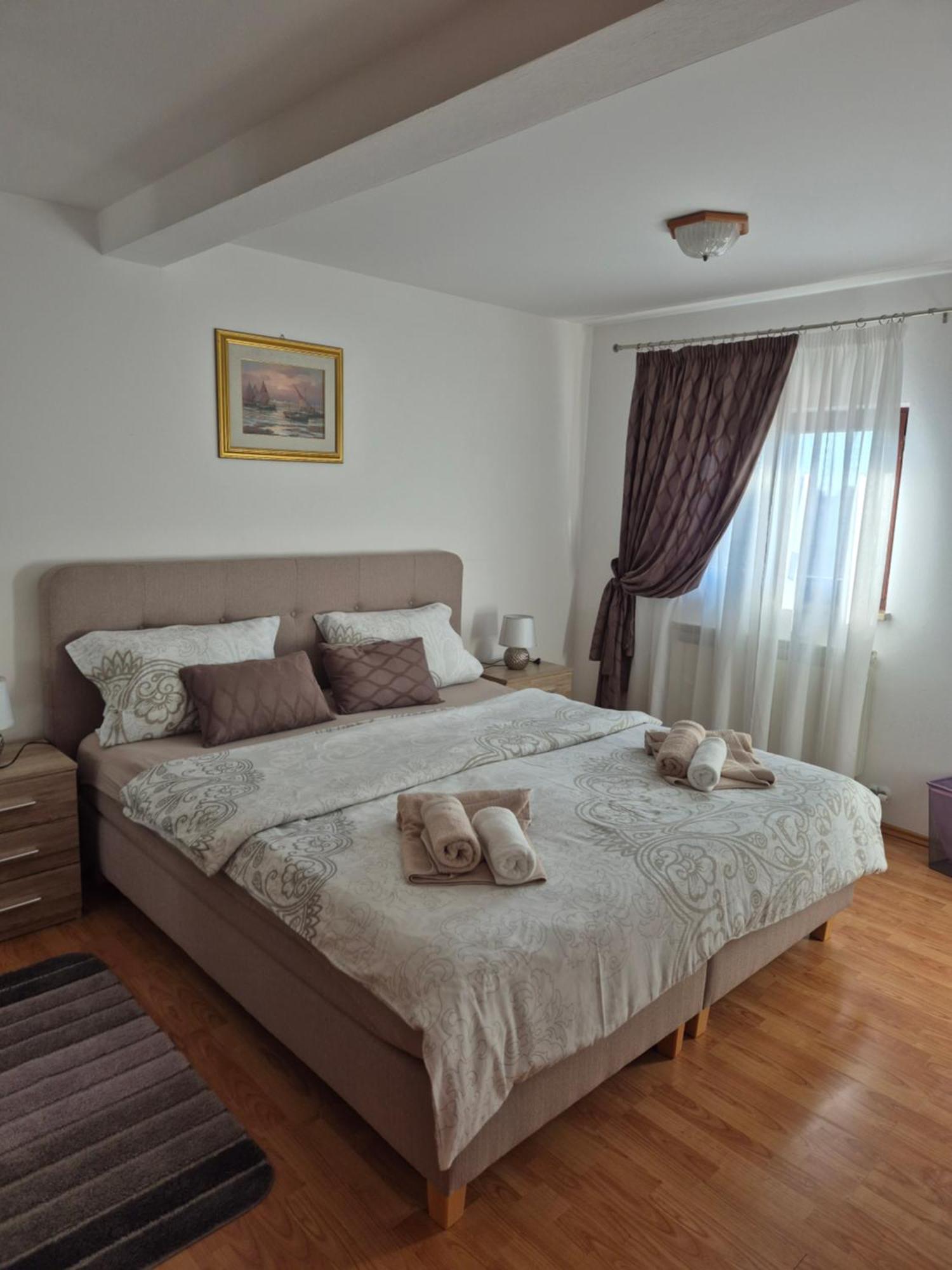 Apartments Antolovic Vrsar Ngoại thất bức ảnh